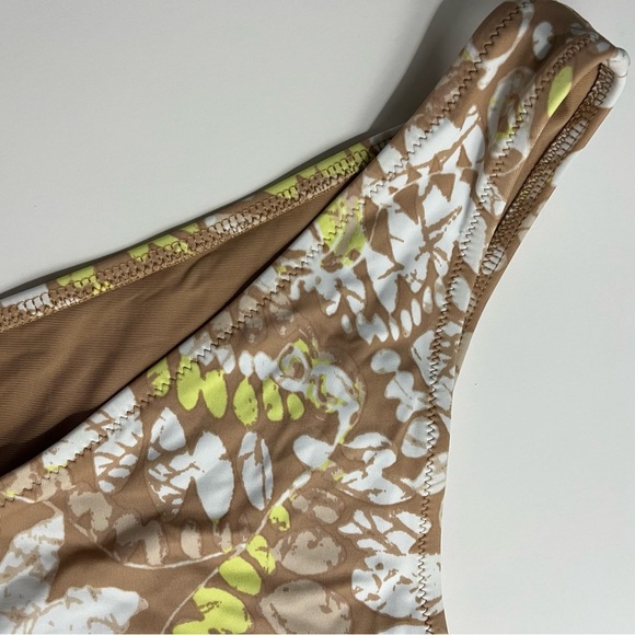 Aerie • NWT Tan Yellow White Pattern Cheekiest High Rise Floral Bikini Bottom - Picture 6 of 11